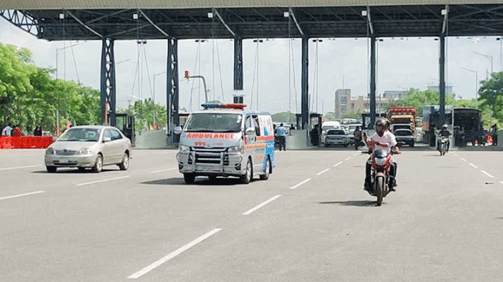 অ্যাম্বুলেন্স থেকে টোল না নেওয়ার নির্দেশ